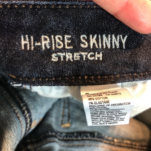 American Eagle Hi-Rise Skinny Stretch Denim Jeans - Picture 9 of 10